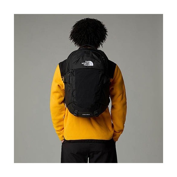 The North Face Recon 30L Backpack